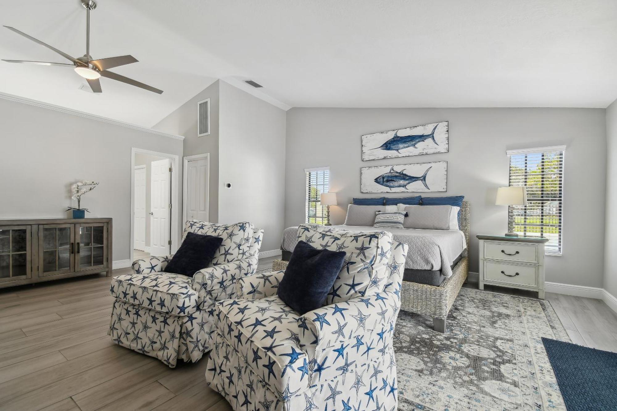 House Westchase Area. Heated Pool Waterfront! * Tampa