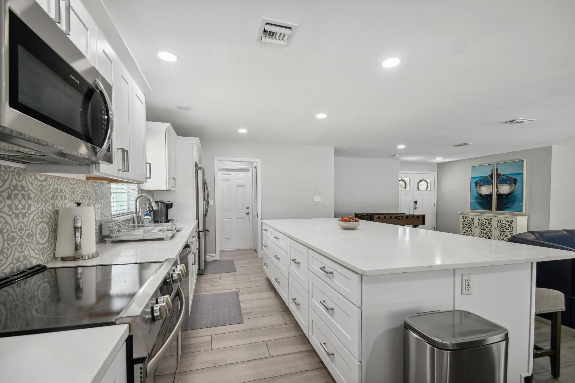House Westchase Area. Heated Pool Waterfront! Ferienhaus *