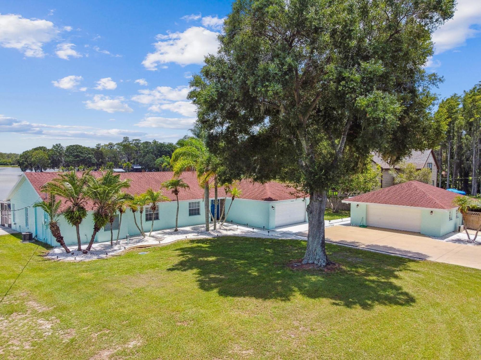 Сasa de vacaciones House Westchase Area. Heated Pool Waterfront! Tampa