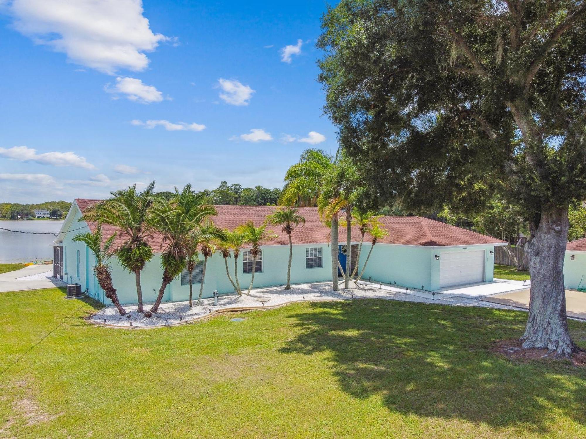 House Westchase Area. Heated Pool Waterfront! Сasa de vacaciones Tampa